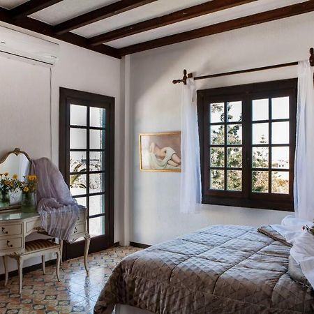Villa Velissarios: Wonderful Villa Next To Beach Aegina Экстерьер фото